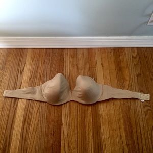 38D Nude Maidenform strapless bra